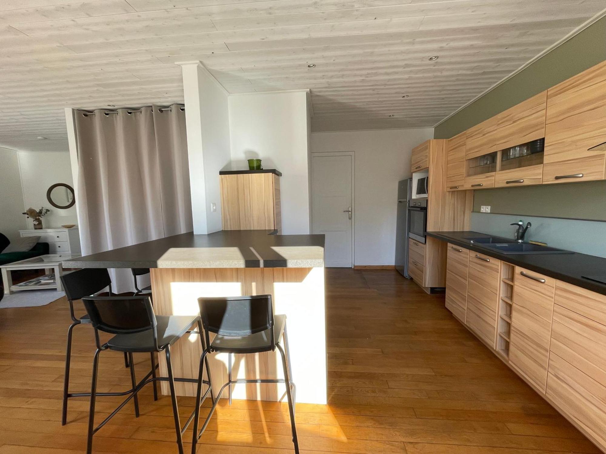 Le Logis Des Halles Cerizay Bagian luar foto